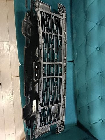 range rover 2004: Решетка радиатора Land Rover 2023 г., Б/у, Оригинал — 1