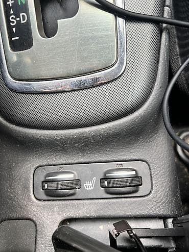 toyot: Toyota Avensis: 2004 г., 2 л, Автомат, Бензин, Универсал — 5