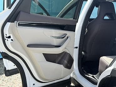 deepal so7: BYD Song Plus: 2024 г., 0.1 л, Автомат, Электромобиль, Кроссовер — 10