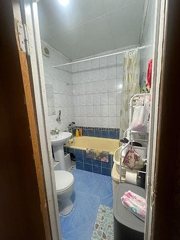 Недвижимость: 1 комната, 35 м², 105 серия, 5 мкр 105 серия, 1 этаж, Старый ремонт — 6