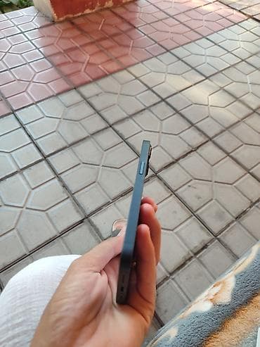 айфоны китай: IPhone 13, телефон в отличном состоянии память 128 Гб АКБ 87 всё в — 5