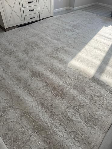 small table: Ковер Б/у, 600 * 300, Турция — 3