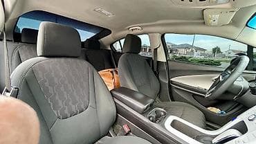 шевралет волт: Chevrolet Volt: 2012 г., 1.4 л, Вариатор, Электромобиль, Хэтчбэк — 9
