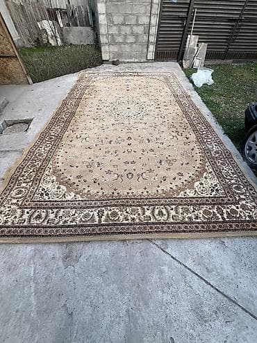 Балдар килемдери жана килемчелери: Килем — 1