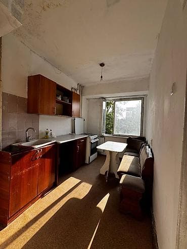 3комнатные: Бишкек Продаётся 3-комнатная квартира. 📍 Район: пересечение ул — 7