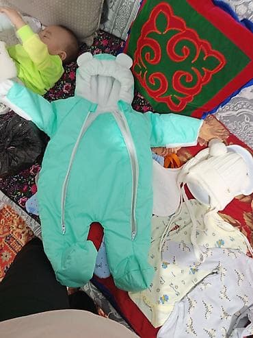 кеды для девочек: Комбинезон-конверт для новорождённого - Тёплый зимний комбинезон — 1