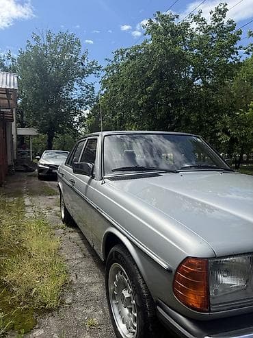 mers c: Mercedes-Benz W123: 1984 г., 2.4 л, Механика, Дизель, Седан — 3