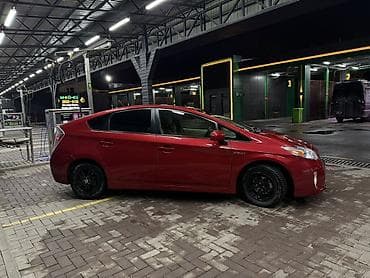 селика: Toyota Prius: 2015 г., 1.8 л, Вариатор, Гибрид, Хэтчбэк — 3