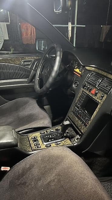Транспорт: Mercedes-Benz E-Class: 1998 г., 3.2 л, Автомат, Бензин, Седан — 4