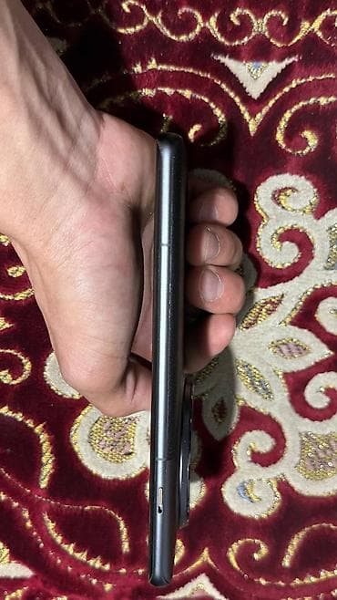 find: Oppo Find X7 Ultra, Б/у, 512 ГБ, цвет - Черный, 2 SIM — 4
