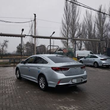 Продажа авто: Hyundai Sonata: 2019 г., 2 л, Автомат, Газ, Седан — 4