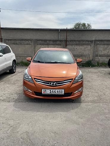 Hyundai Solaris: 2015 г., 1.6 л, Автомат, Бензин, Седан — 4