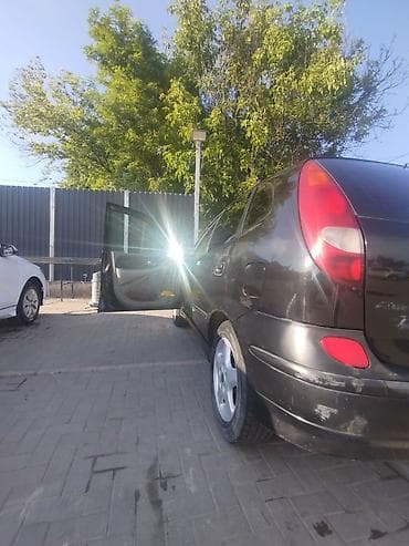 алмера тино: Nissan Almera Tino: 2002 г., 1.8 л, Механика, Бензин, Хэтчбэк — 5