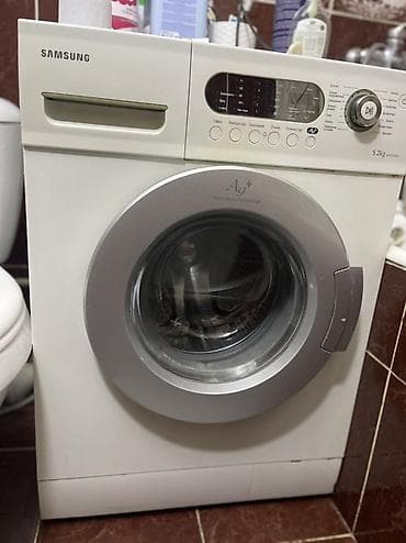 Стиральная машина Samsung с фронтальной загрузкой - Загрузка: 5,2 кг