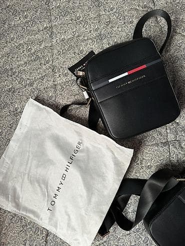 Торг уместен,Сумка через плечо Tommy Hilfiger - Модель: компактная