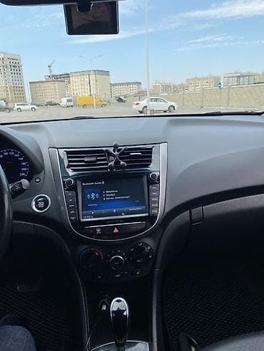 малолитраж: Hyundai Accent: 2017 г., 1.4 л, Автомат, Бензин, Седан — 9