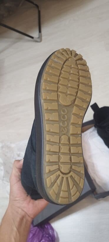 сапоги из натурального меха и кожи: Сапоги, 40, Ecco, Б/у, цвет - Черный, Платная доставка, Самовывоз — 4