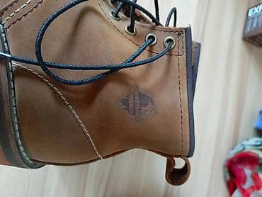 кожаный сапоги: 41 или 41,5 размер. Кожаные ботинки, прочные и комфортные Качество — 3