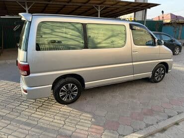срочно продаю в связи с переездом: Toyota Regius: 2001 г., 2.7 л, Автомат, Бензин, Вэн/Минивэн — 4