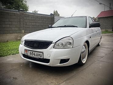 алла тоо: ВАЗ (ЛАДА) Priora: 2013 г., 1.6 л, Кол менен иштөөчү — 1