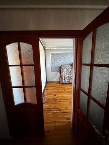 сдаю дом в токмоке: Сдаю дом двух этажный на долгий срок!!! Центр конализациягаз,трёх — 13