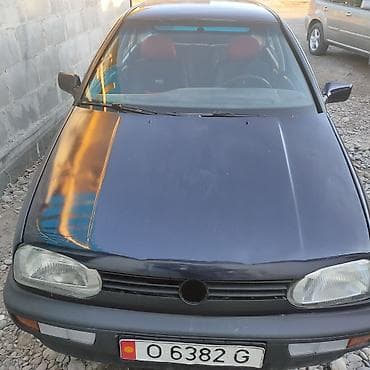 Volkswagen Golf: 1992 г., 1.8 л, Механика, Бензин, Хэтчбэк