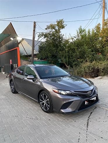 corolla 2004: Toyota Camry: 2019 г., 2.5 л, Автомат, Бензин, Седан — 2