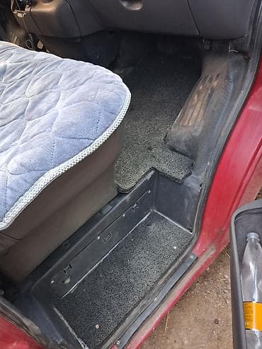 Транспорт: Ford Transit: 2001 г., 2 л, Механика, Дизель, Фургон — 9
