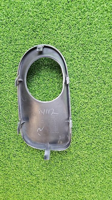 e53 4 8: Е53 рест Накладка туманки правая Год 2005 В отличном состоянии — 4