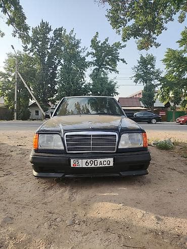 124: Mercedes-Benz W124: 1993 г., Автомат, Седан — 3