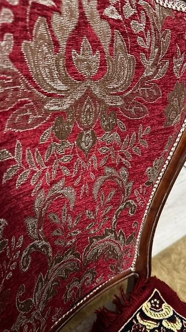 горки в зал: Продаются стулья — 10 шт. Красивые, добротные стулья с мягкой обивкой — 3