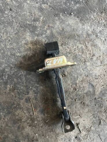 двери венто: Mitsubishi Outlander ограничитель двери, Митсубиси Airtrek дверной — 3