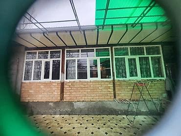 каркасные шторки: Окна профильный крашеные в белый цвет, с остеклением. Комплект из — 5