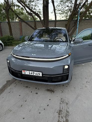 zekr 001: Lixiang L7: 2025 г., 1.5 л, Гибрид, Кроссовер — 1