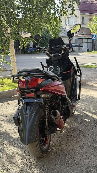 suzuki boulevard: Тип скутера Yamaha, 150 куб. см, Бензин, Б/у — 4