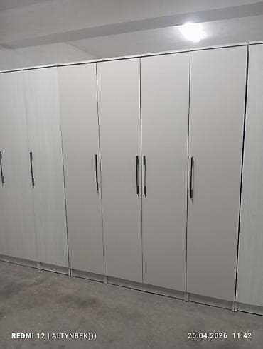 шкафы для одежды в бишкеке: Шифоньер, шкаф для одежды, Прямой, ЛДСП — 1