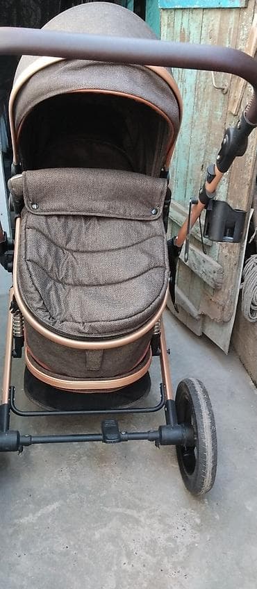 easy walker: Коляска, Другой бренд, цвет - Коричневый, Б/у, Самовывоз — 1