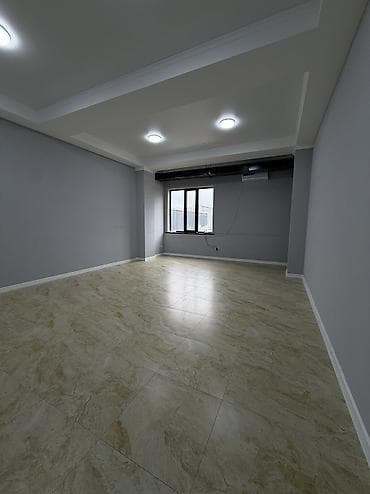 бизнес услуги: Аренда офисов, 40 м², В бизнес центре, С видом на горы, 1 линия, С оборудованием — 6