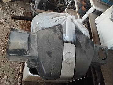 Крышка декоративная двигателя Mercedes-Benz 3.2 - Оригинальная