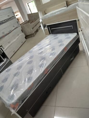 кровать двуспальная с ящиками: Односпальная кровать, С матрасом, длина - 190 см — 4