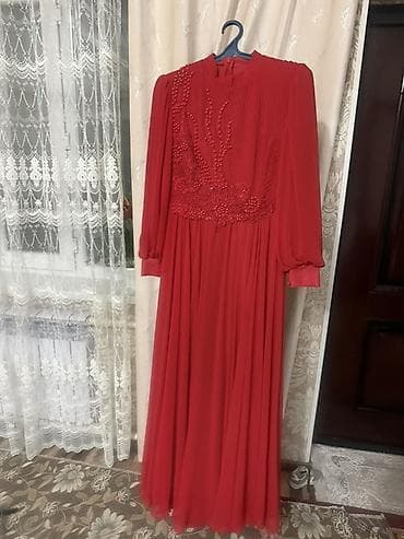 кызыл кия кыз: Длинное вечернее платье красного цвета - Свободно струящийся силуэт в — 1