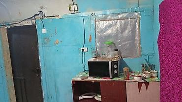 Сдаётся простая квартира-студия с отдельной комнатой. Планировка и