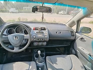 Продажа авто: Honda Jazz: 2003 г., 1.4 л, Механика, Бензин, Хэтчбэк — 6