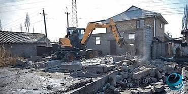 Услуги демонтажа и сноса строений спецтехникой. - Демонтаж домов at lalafo.kg Услуги демонтажа и сноса строений спецтехникой. - Демонтаж домов