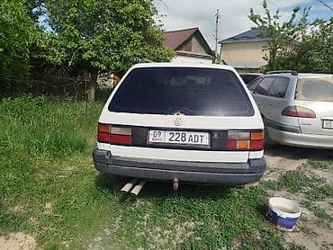 Volkswagen: Volkswagen Passat Variant: 1991 г., 1.8 л, Механика, Бензин, Универсал — 3
