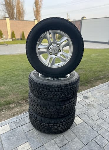 Колеса в сборе 265 / 65 / R 17, Зима, Комплект, Внедорожные (АТ/МТ), Литые, отверстий - 5