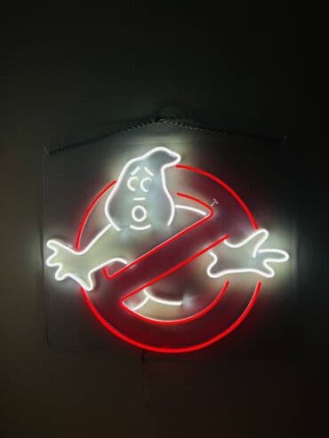 неоновая надпись: Изготовление неоновых вывесок на заказ. Неоновая вывеска, это модно — 6