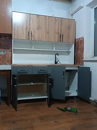 Кухонный гарнитур современного дизайна почти как новый - — 1