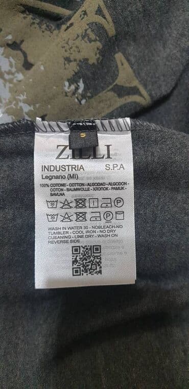 Футболки: Новая футболка Zilli размер S Замеры: длина 72 см, ширина по подмышкам — 2