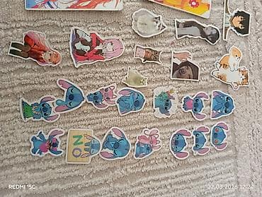 Набор наклеек с аниме и мемами Описание: - Разнообразные вырезанные